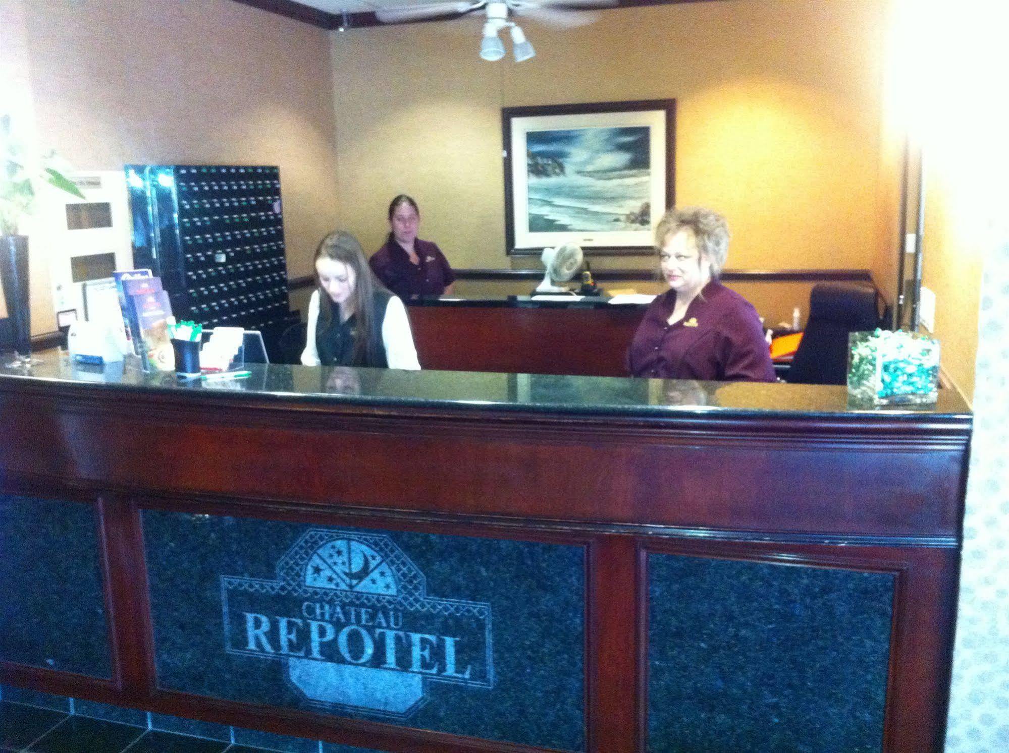 Repotel Aeroport Quebec 外观 照片